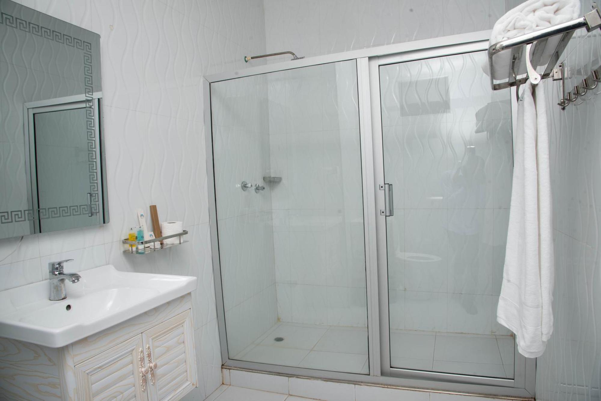 Mika Hotel Kabulonga Лусака Экстерьер фото